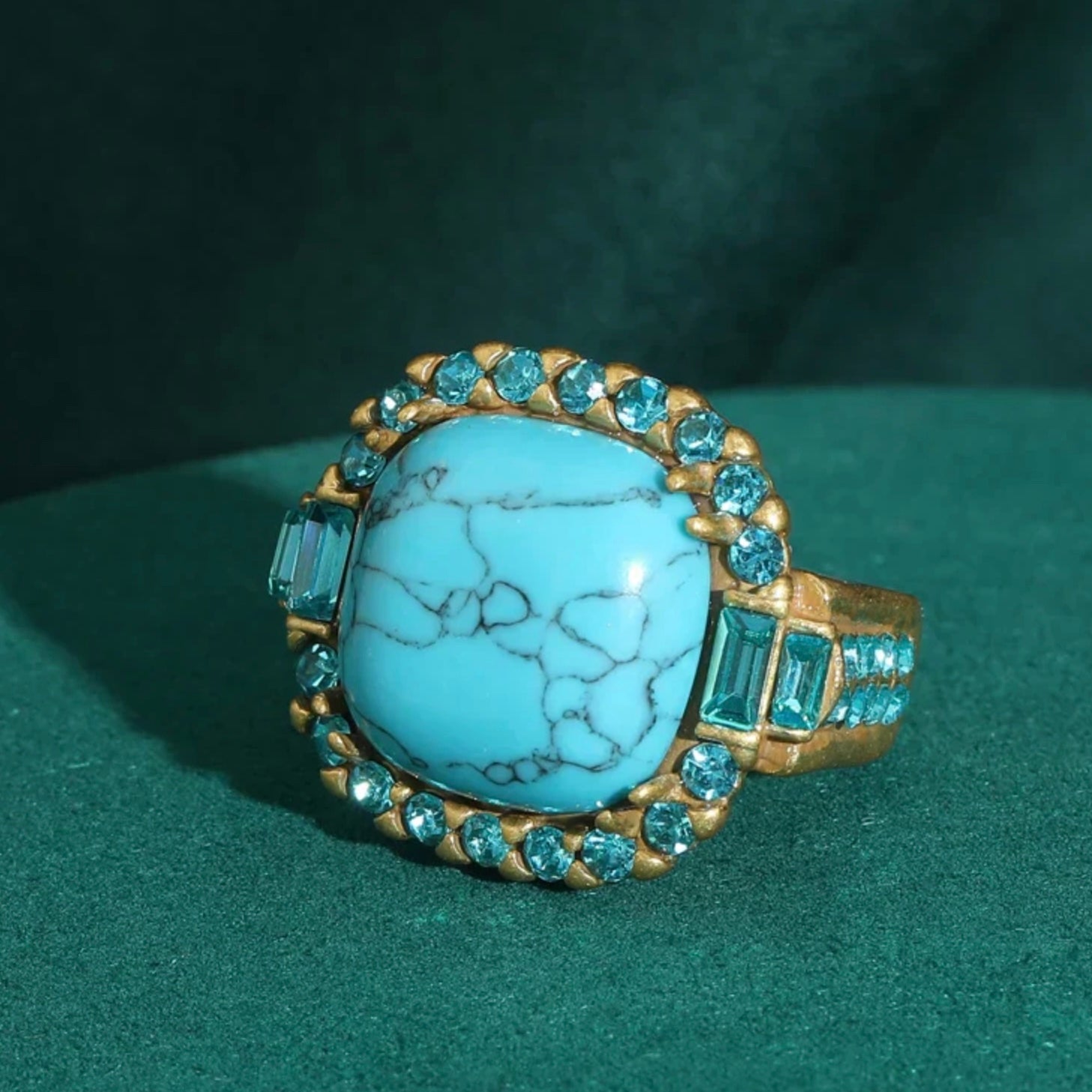 Vintage Art Deco Turquoise Gold Ring
